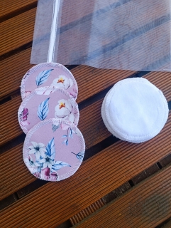 Odličovací tamponky - kvítka na starorůžové